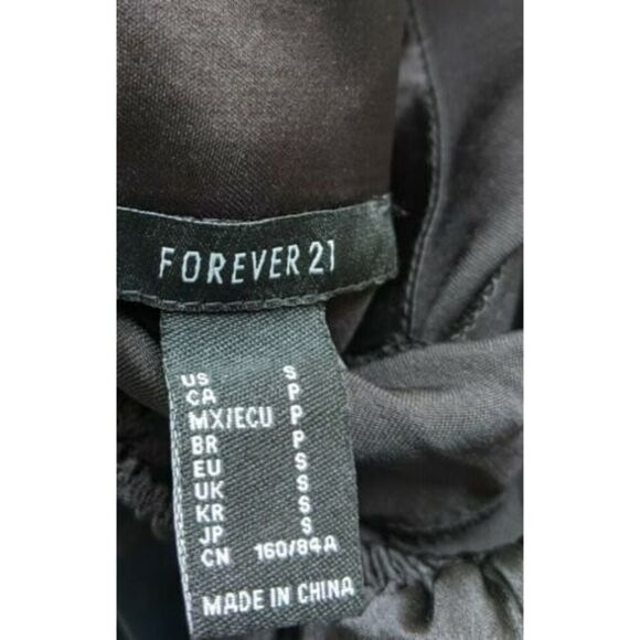 Forever 21 Small Black Button Front Hi-Lo V-Neck Short Sleeve Dress - Picture 10 of 11